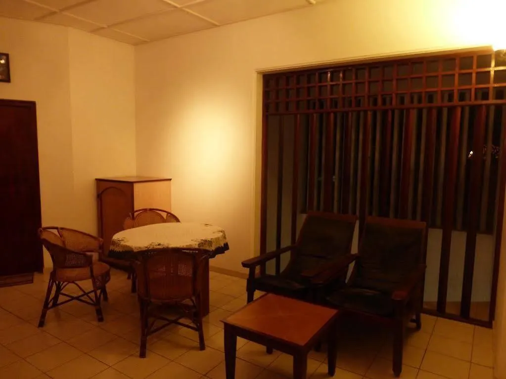 Snowdrop Hotel Negombo