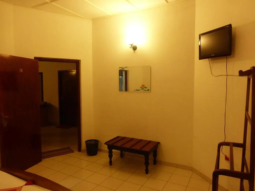 Snowdrop Hotel Negombo