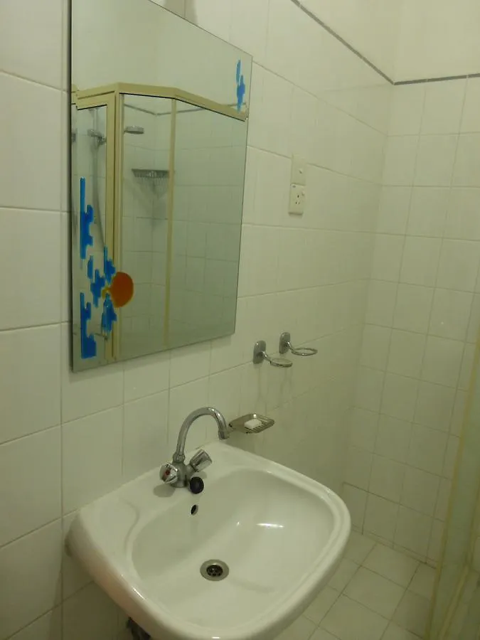 Guest house Snowdrop Hotel Negombo