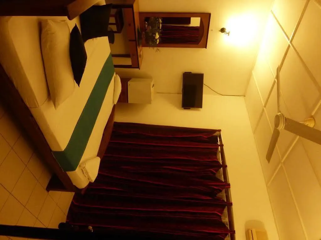 Snowdrop Hotel Negombo Sri Lanka
